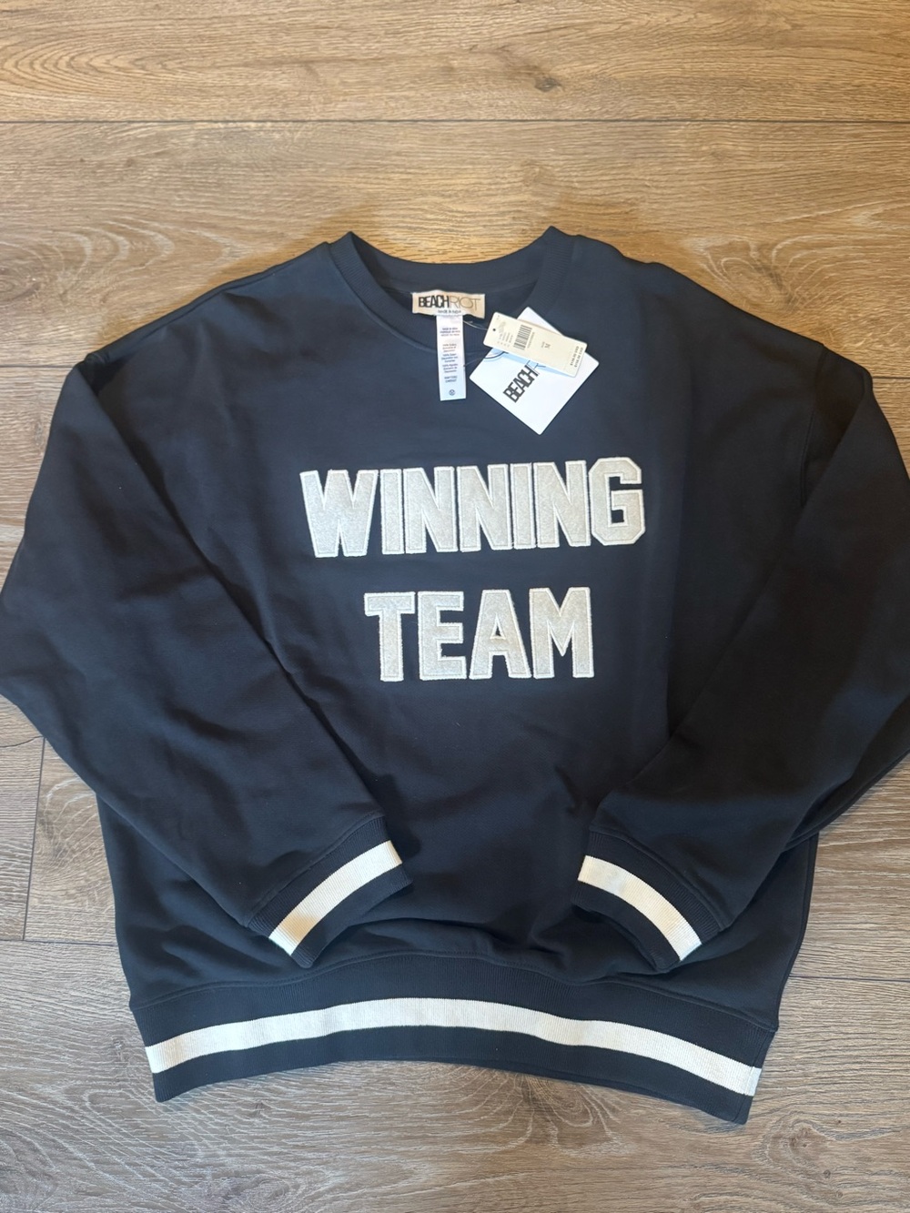 NWT Anthropologie x Beach Riot “Winning Team”
Pullover, Black, size M